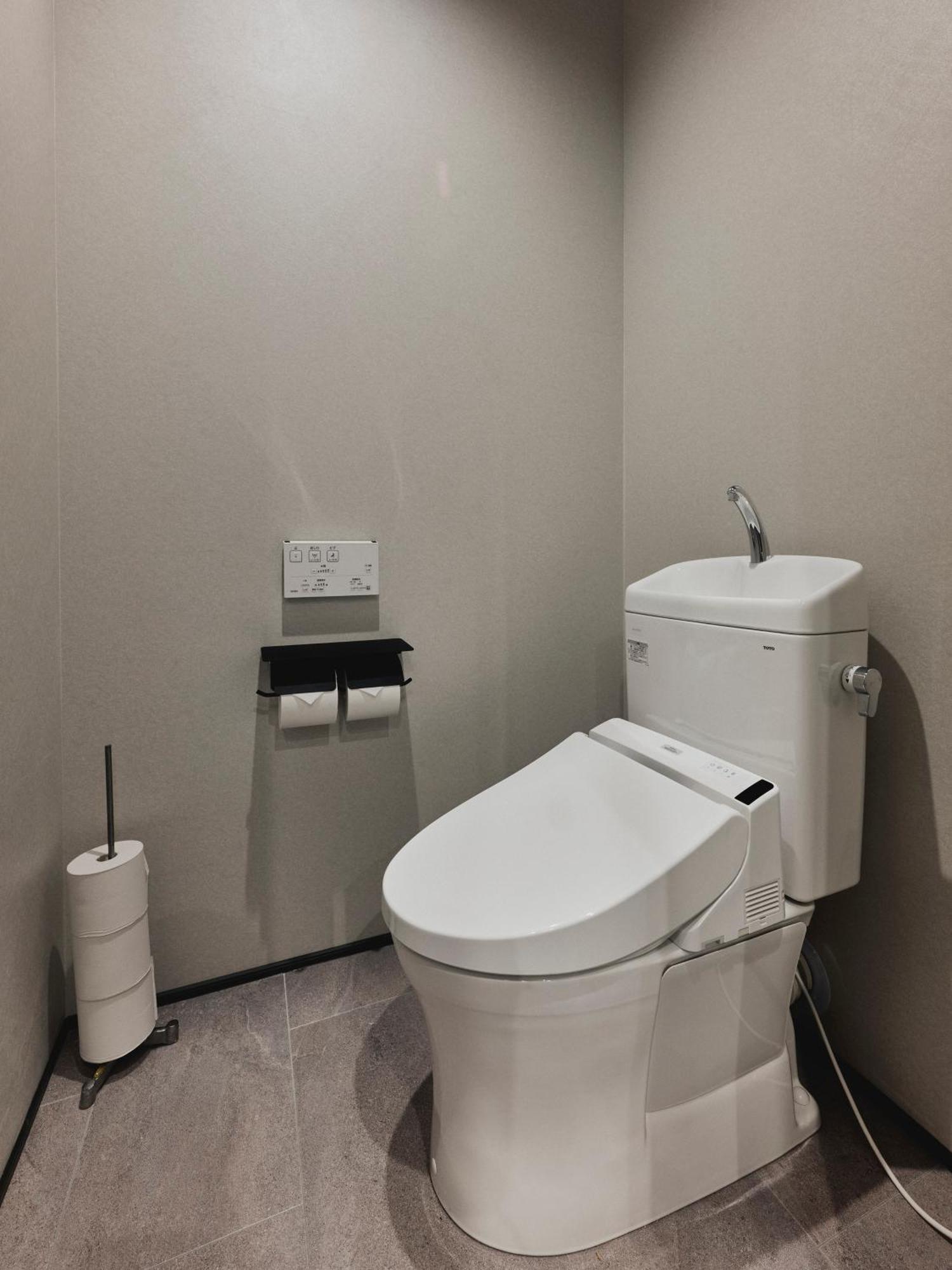 Illi Enu Yotsuya Hotel Tokio Buitenkant foto